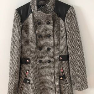 💜 Gorgeous Guess Coat